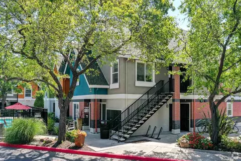 2120 Cowell Blvd, Davis, CA 95618 photo 4