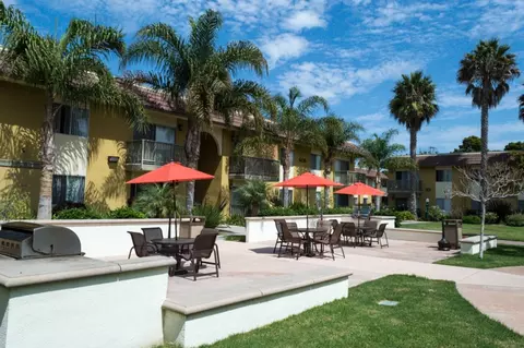 1470 Victoria Ave, Oxnard, CA 93035 photo 7