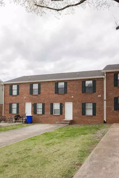 110 Bennett Dr, Clarksville, TN 37042