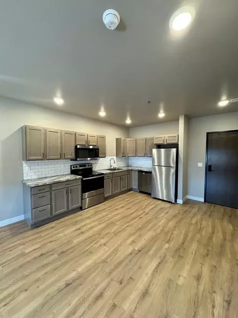 101 2nd Ave SE, Perham, MN 56573