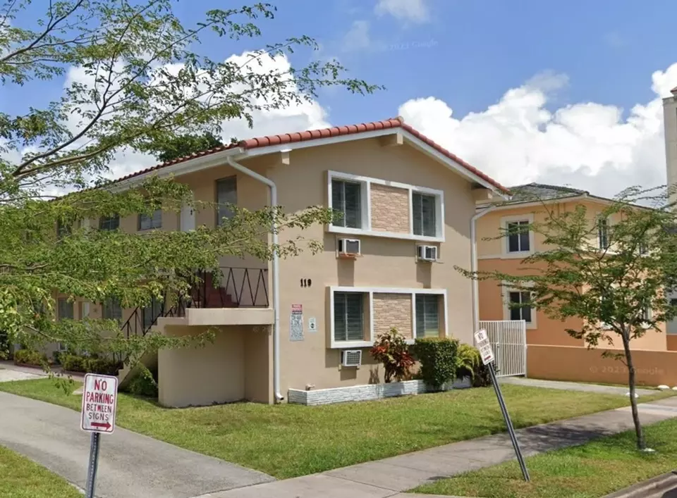  119 Antiquera Ave, Coral Gables, FL 33134 photo 2