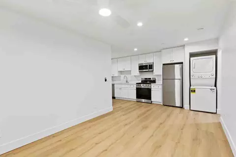 4264 42nd St, San Diego, CA 92105