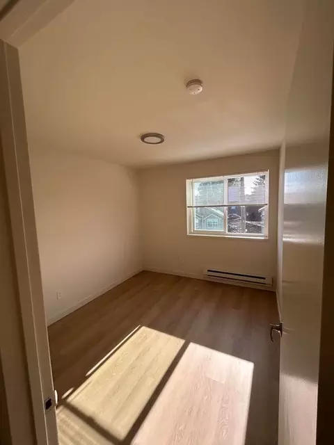 3624 Phinney Ave N, Seattle, WA 98103