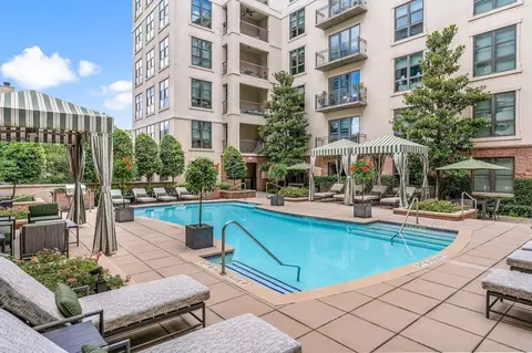 2929 Westheimer Rd, Houston, TX 77098