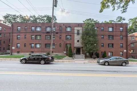 101 Mount Lebanon Blvd, Pittsburgh, PA 15228