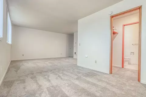 2200 E Mill Plain Blvd, Vancouver, WA 98661