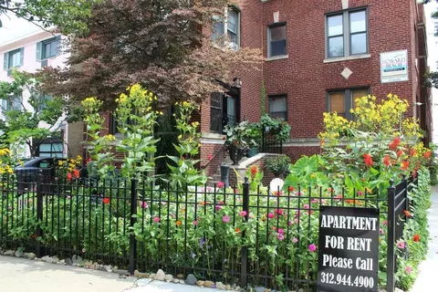 1310 W Howard St, Chicago, IL 60626