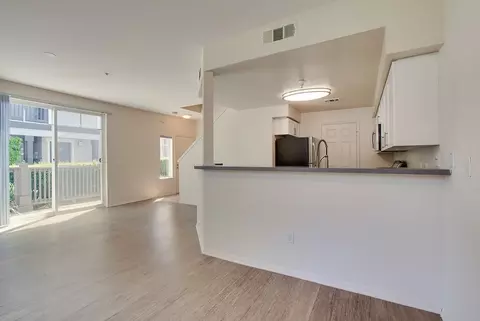1500 Tulipan Cir, Oxnard, CA 93030 photo 11