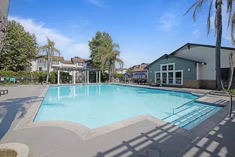 1500 Tulipan Cir, Oxnard, CA 93030 photo 27