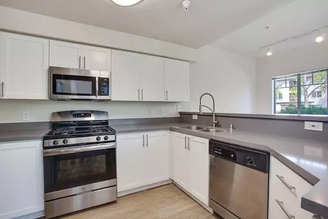 1500 Tulipan Cir, Oxnard, CA 93030 photo 13