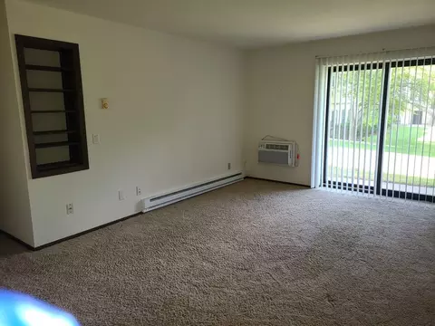 530 N Eau Claire Ave, Madison, WI 53705