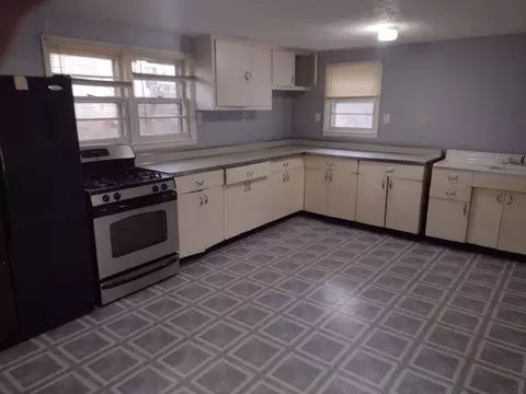 401 W Clear Creek Dr, Bloomington, IN 47403