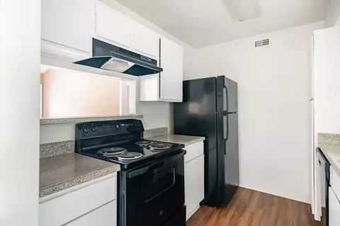 2801 Walnut Bend Ln, Houston, TX 77042 photo 27