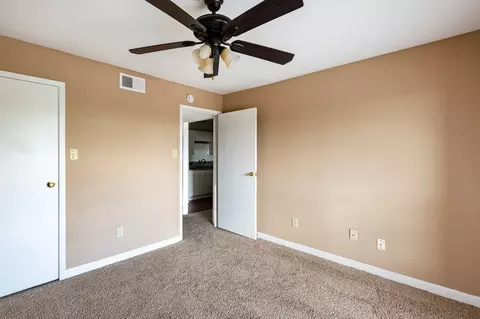 2801 Walnut Bend Ln, Houston, TX 77042 photo 15