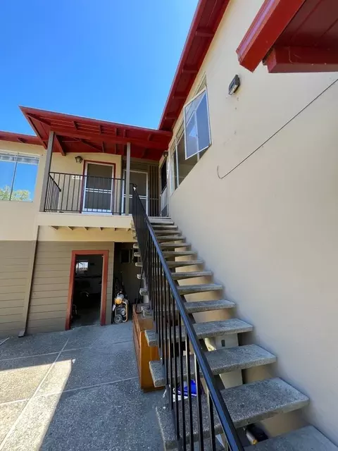 210 El Carmelo Ave, Palo Alto, CA 94306