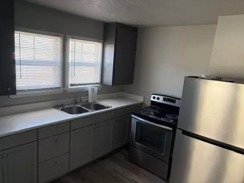 145 S Main St, Jefferson, OR 97352 photo 3
