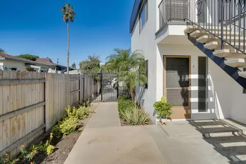 4955 Saratoga Ave, San Diego, CA 92107
