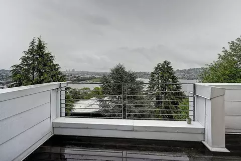 2483 Birch Ave N, Seattle, WA 98109 photo 22