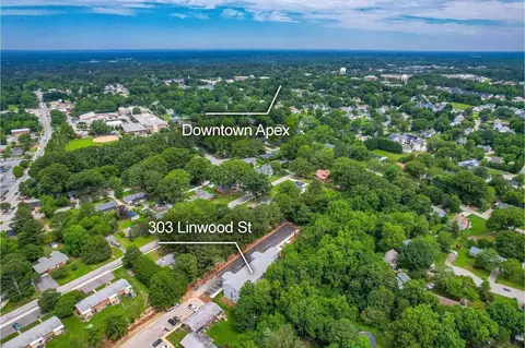303 Linwood St, Apex, NC 27502