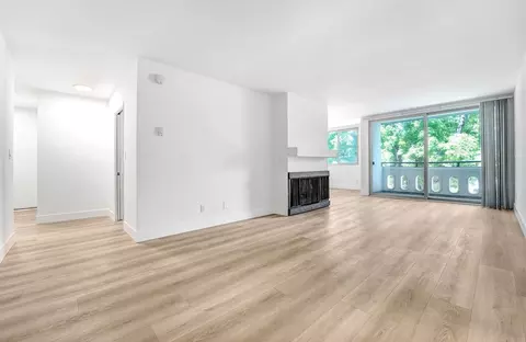 801 2nd St, Santa Monica, CA 90403