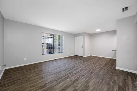 5902 E 122nd Ave, Tampa, FL 33617