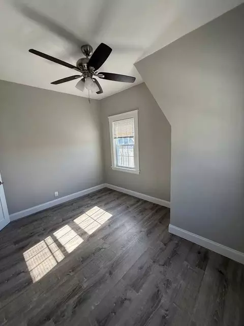 16 Magnolia Ave, Gloucester, MA 01930