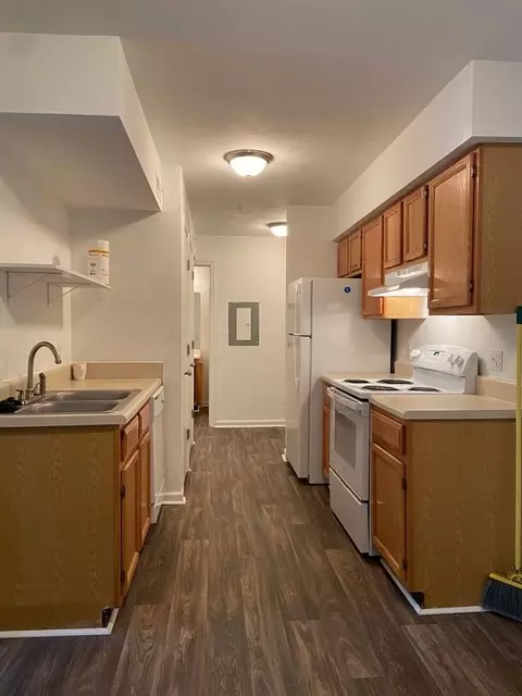 420 Acorn Grove Ln, Chesapeake, VA 23320