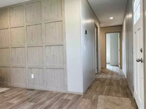 1007 Glentana Rd, Rossville, GA 30741