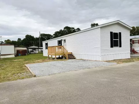 1007 Glentana Rd, Rossville, GA 30741