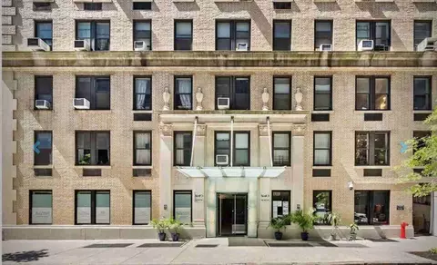 W 73rd St, New York, NY 10023