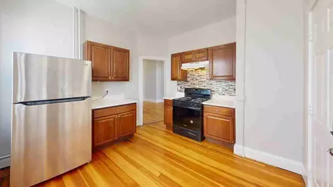 48 Clark Ave, Chelsea, MA 02150