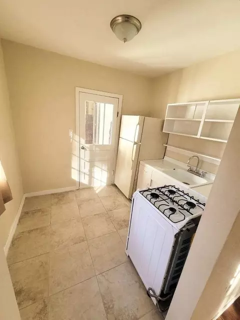1414 N Lake View Ave, Leesburg, FL 34748