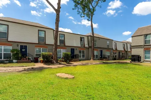 9550 Long Point Rd, Houston, TX 77055 photo 12
