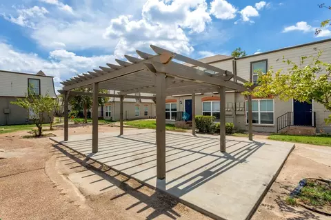 9550 Long Point Rd, Houston, TX 77055 photo 5