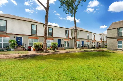 9550 Long Point Rd, Houston, TX 77055 photo 13