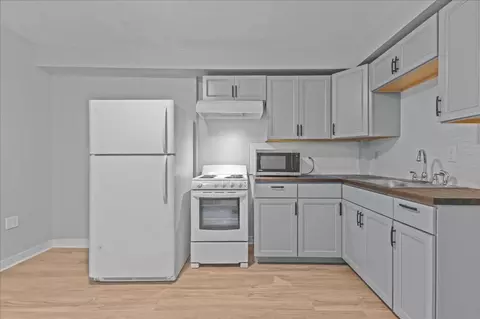 79 Archibald St, Burlington, VT 05401