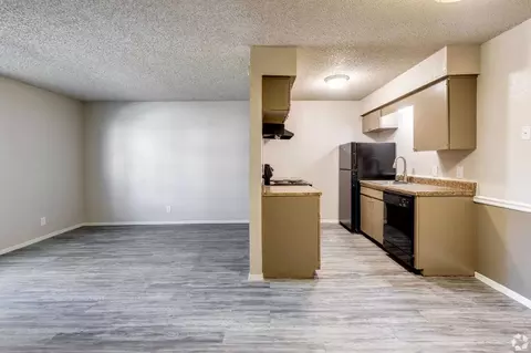 4655 S Darlington Ave, Tulsa, OK 74135