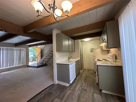 2710 N St, Sacramento, CA 95816