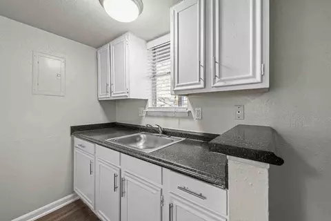 2604 Manor Rd, Austin, TX 78722 photo 2
