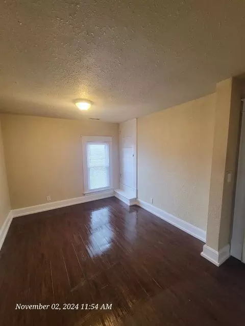 823 S Jefferson Ave, Springfield, MO 65806