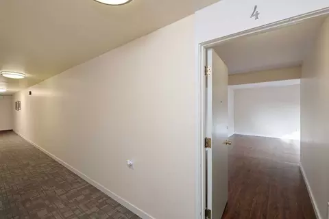 1000 E Aloha St, Seattle, WA 98102