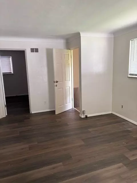 3171 Pennsylvania Ave, Saint Louis, MO 63118