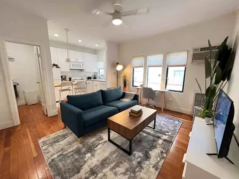 2050 Dracena Dr, Los Angeles, CA 90027