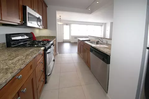 665 S Skinker Blvd, Saint Louis, MO 63105