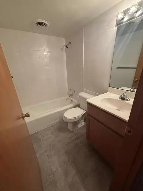 30 Narcissus Dr, Belleville, IL 62221 photo 5