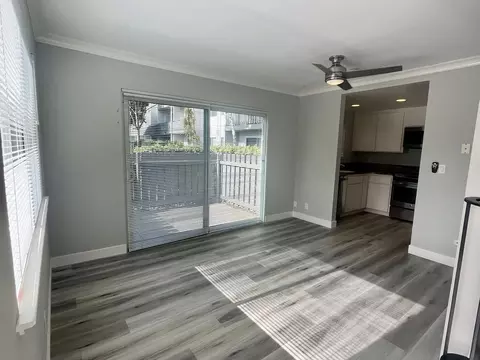 2645 California St, Mountain View, CA 94040