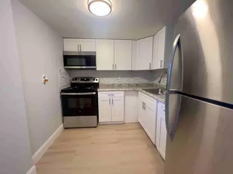 665 Glouchester St, Boca Raton, FL 33487