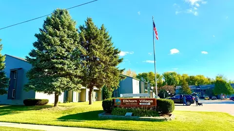 423 E 1st Ave, Elkhorn, WI 53121