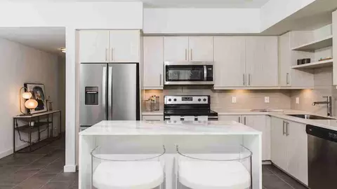 455 NE 24th St, Miami, FL 33137 photo 2