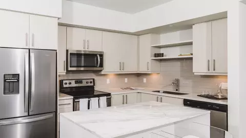 455 NE 24th St, Miami, FL 33137 photo 3